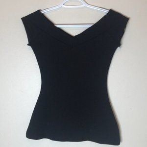 COPY  Black V-neck Pinup Off-shoulderTop L NWOT